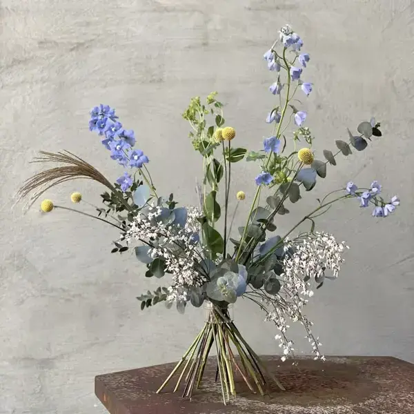 Blumenarrangier-Hilfe mit 2 Größen | Blumenhalter für perfekte Blumensträuße | 9 & 19 Öffnungen für stabile Arrangements