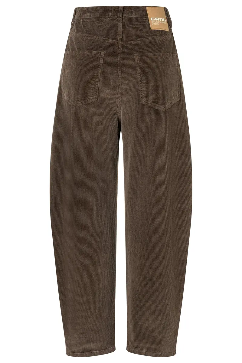 Cordhose | O-Shape mit hoher Leibhöhe und verkürztem, konischem Bein