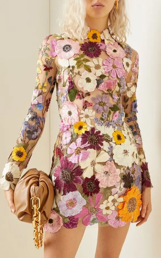 Damen Blumenkleid mit 3D-Stickerei | Ärmellos mit hohem Ausschnitt & Futter | Dolores Garden Party Kleid