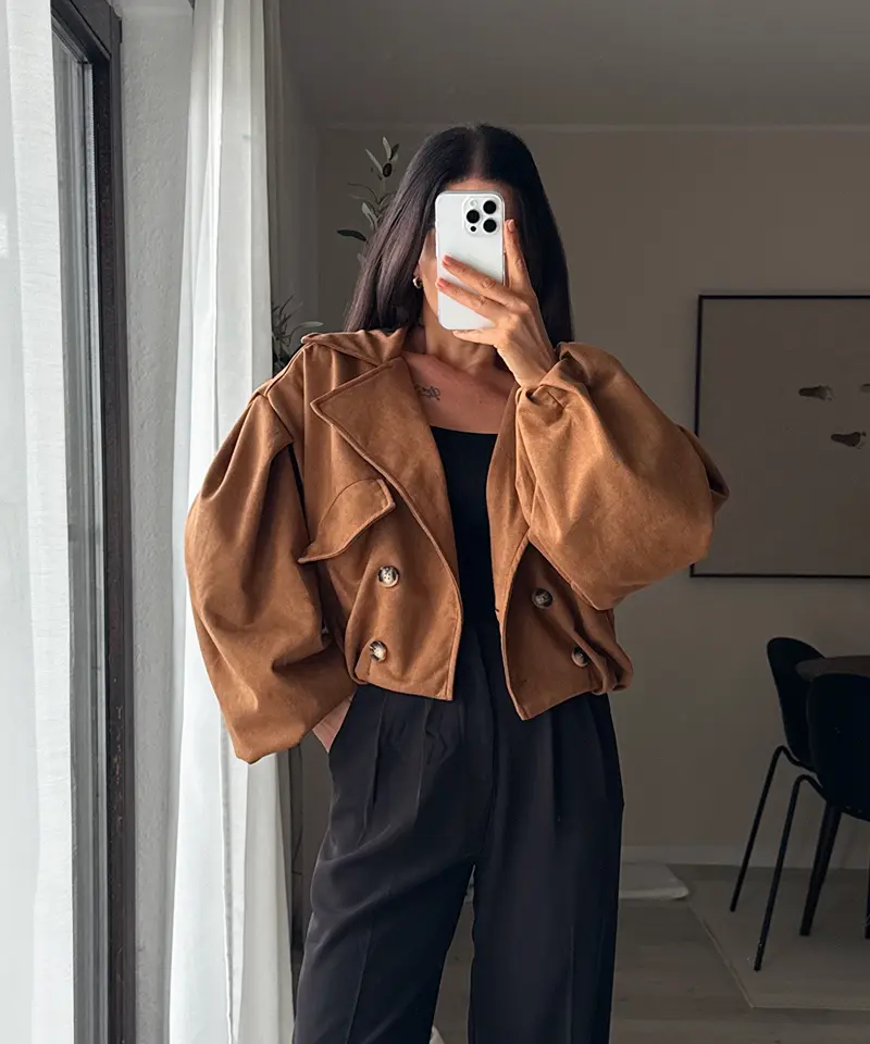 Damen Crop Trenchcoat | Kurzer Wildleder-Look Mantel mit modernem Schnitt