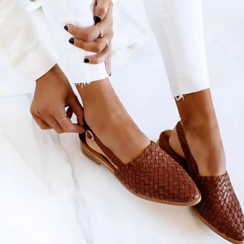 Damen orthopädische Flechtsandalen | stützend & bequem | atmungsaktiv für Alltag, Freizeit & Sommer-Events