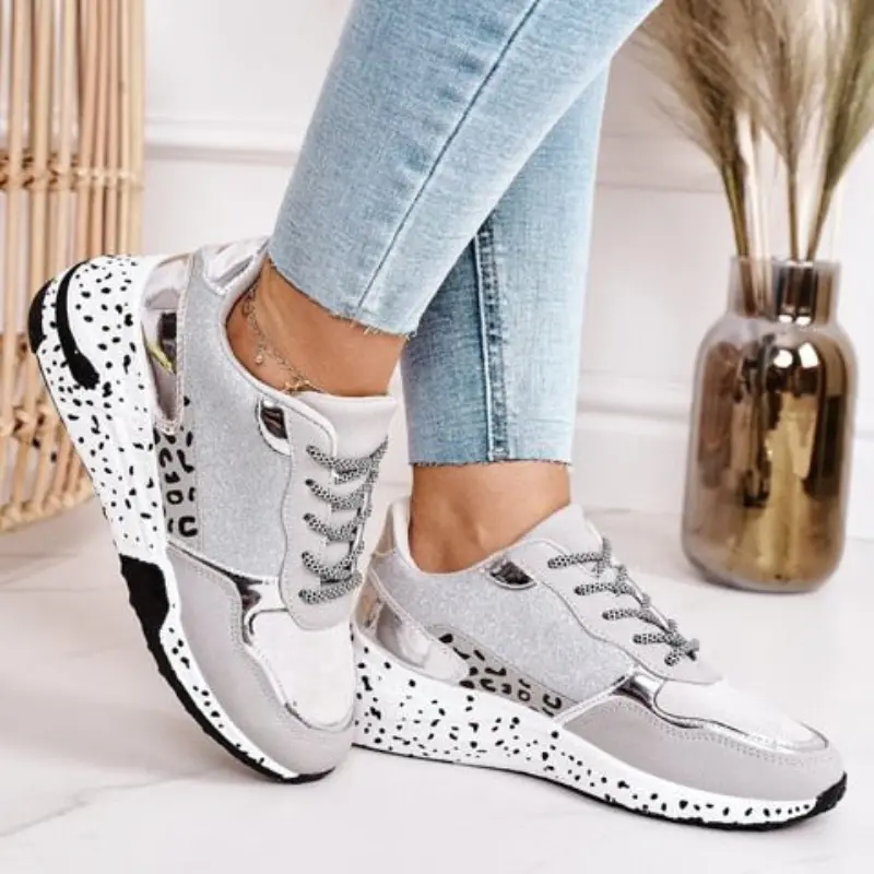 Damen orthopädische Turnschuhe mit Dämpfung & Einlegesohle | rutschfeste Gummisohle | Gold/Silber | Esme
