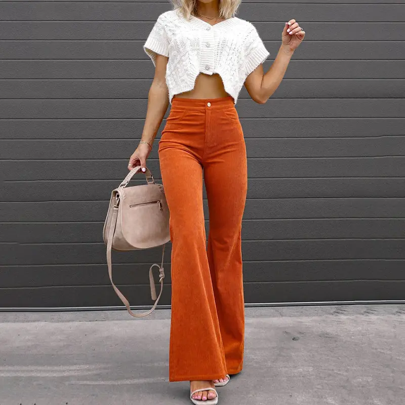 Damen Schlaghose | Hoch geschnittene Hose mit kurvenbetonender Passform und ausgestelltem Bein für elegante Looks
