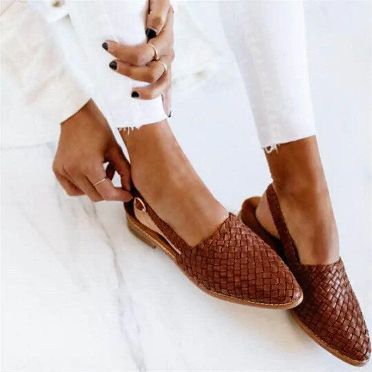 Damen Slingback Flats gewebt aus Leder | Handgeflochtenes Design, atmungsaktiv & leicht | Gepolsterte Innensohle | Flexible Gummisohle