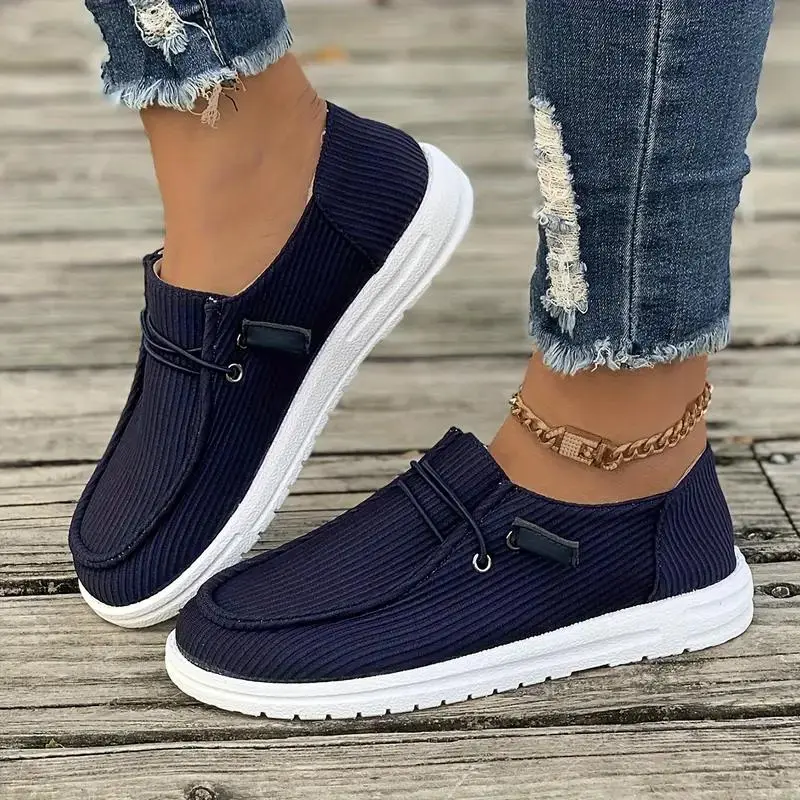Damen Slip-On Freizeitschuhe | Schlankes, bequemes Design für Alltag & Büro | Hochwertige Materialien | Einfach anziehen | Größen 36–43