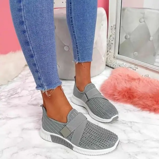 Damen Sneaker | Slip-On mit Klettverschluss, atmungsaktivem Mesh und dämpfender Komfortsohle