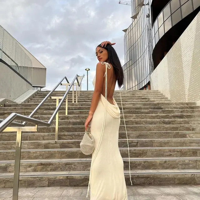 Damen Sommerkleid | Ärmelloses Design | Leichter Stoff mit fließender Silhouette