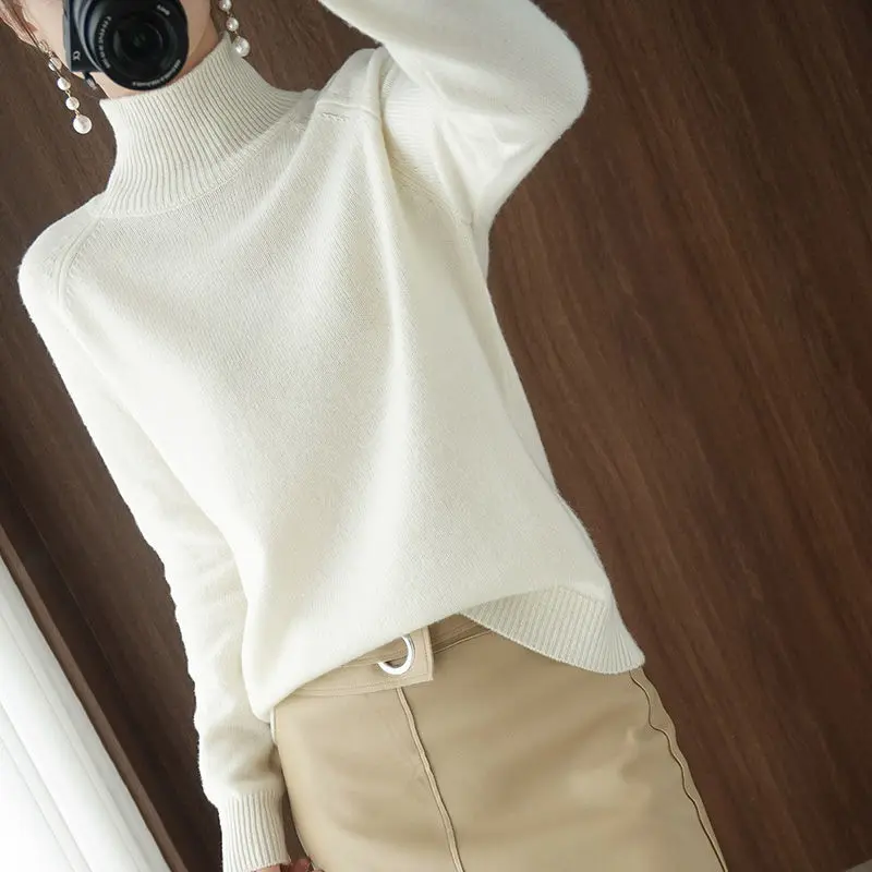 Damen Strickpullover | Weicher Winterpullover mit hohem Kragen, Rippstrick-Details und lockerer Passform