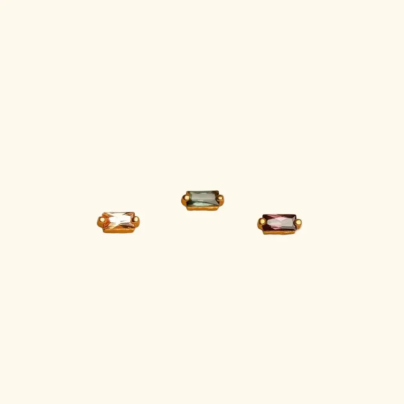Dot Baguette Stud Earrings