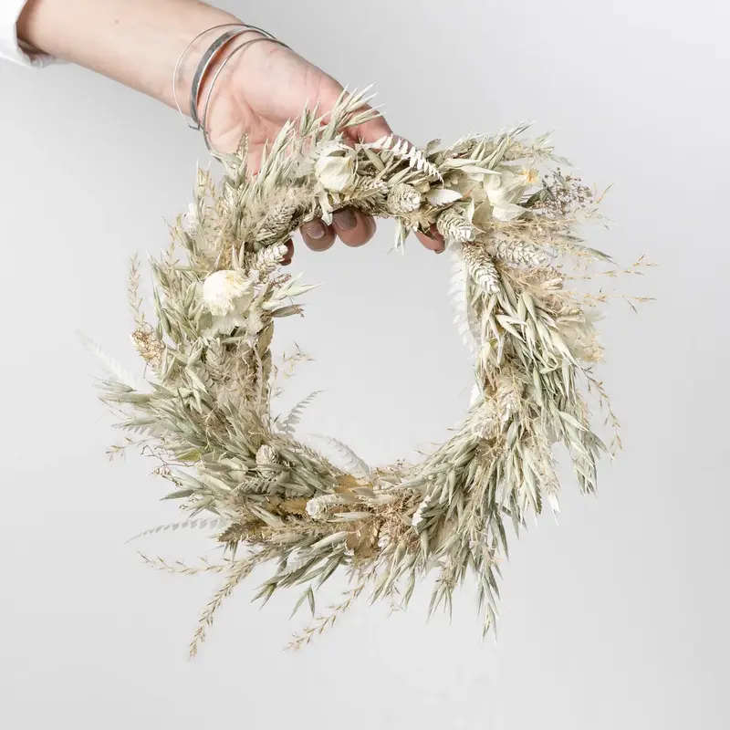 Dried Flower Wreath Levy
