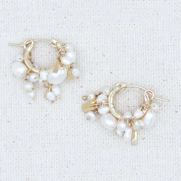 Freshwater Pearl Tide Huggies