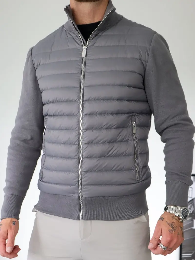 Herren Steppjacke mit hohem Kragen | Leicht wattierte Winterjacke mit Reißverschlusstaschen für Alltag und Freizeit