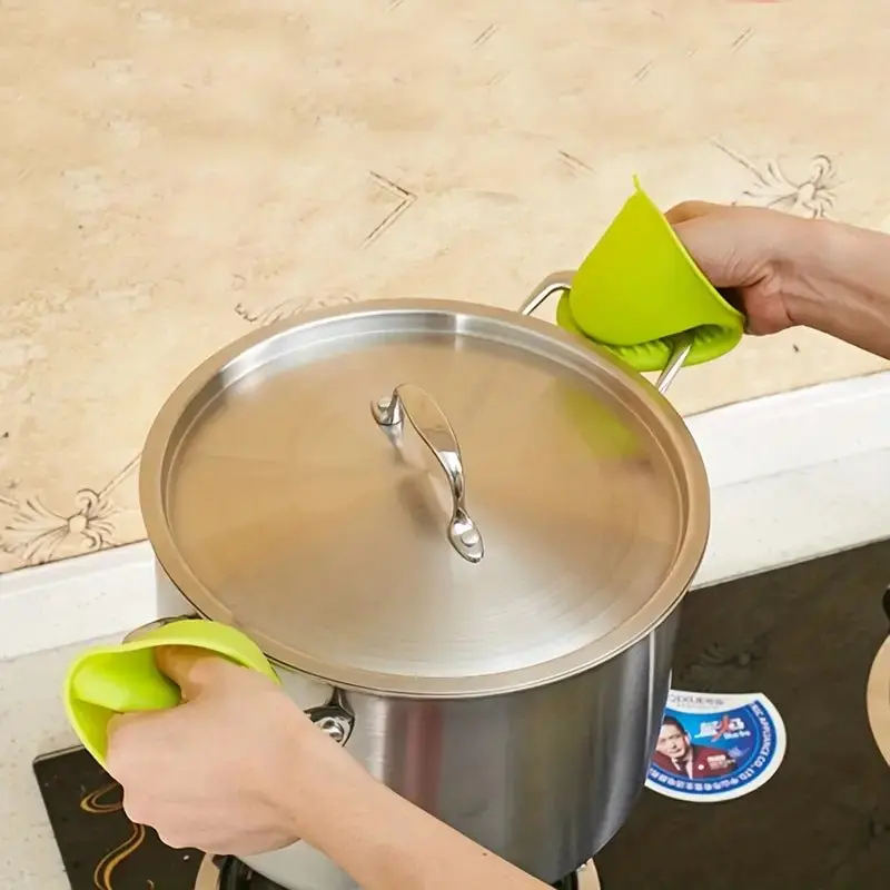 Hitzebeständige Grill- & Ofenhandschuhe bis 230°C | Rutschfeste Silikonhandschuhe für Küche & BBQ | Flexibel, spülmaschinenfest | FireGrip Pro