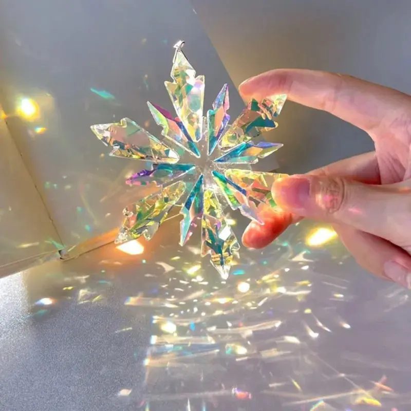 Kristall-Schneeflocken Anhänger aus K9-Kristall | Funkelnder Sonnenfänger für Weihnachtsbaum, Fenster & Auto | Geschenkbox inklusive