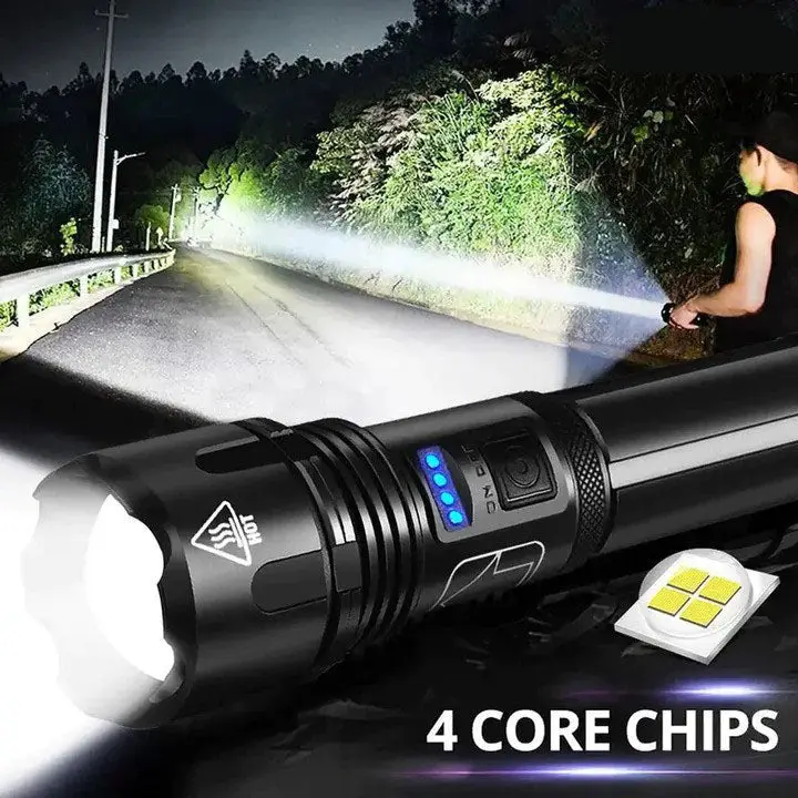 LED Taschenlampe 7000 Lumen | 550 m Reichweite + Spot & Flutlicht | 3000 mAh Akku bis 8 Std | IPX5 Aluminium