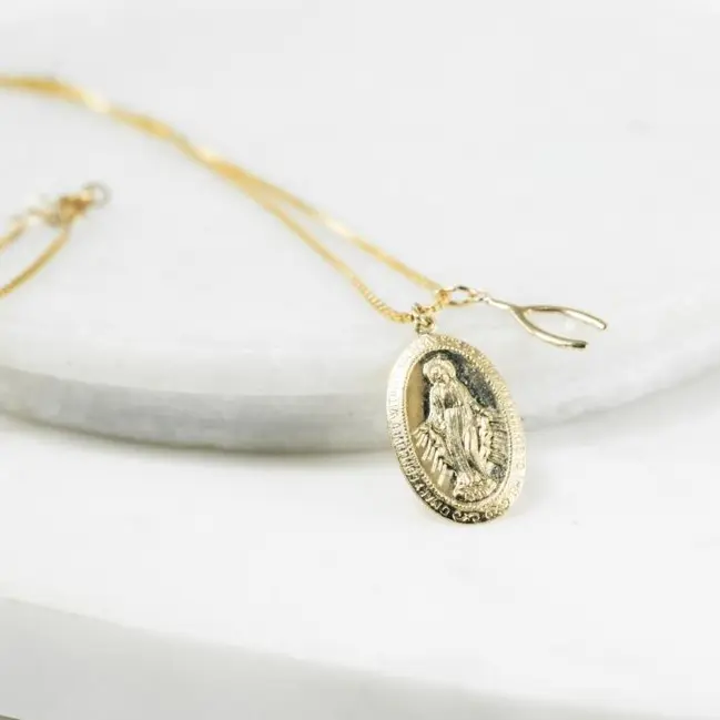 Lucky Pendant Necklace