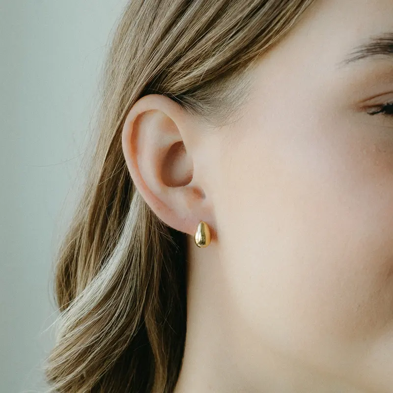 Lune Drop Studs