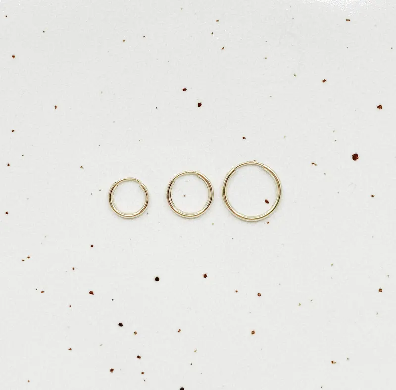 Minimal Plain Hoop - Gold