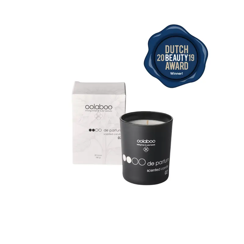 OOOO de parfum scented candle  220 gram