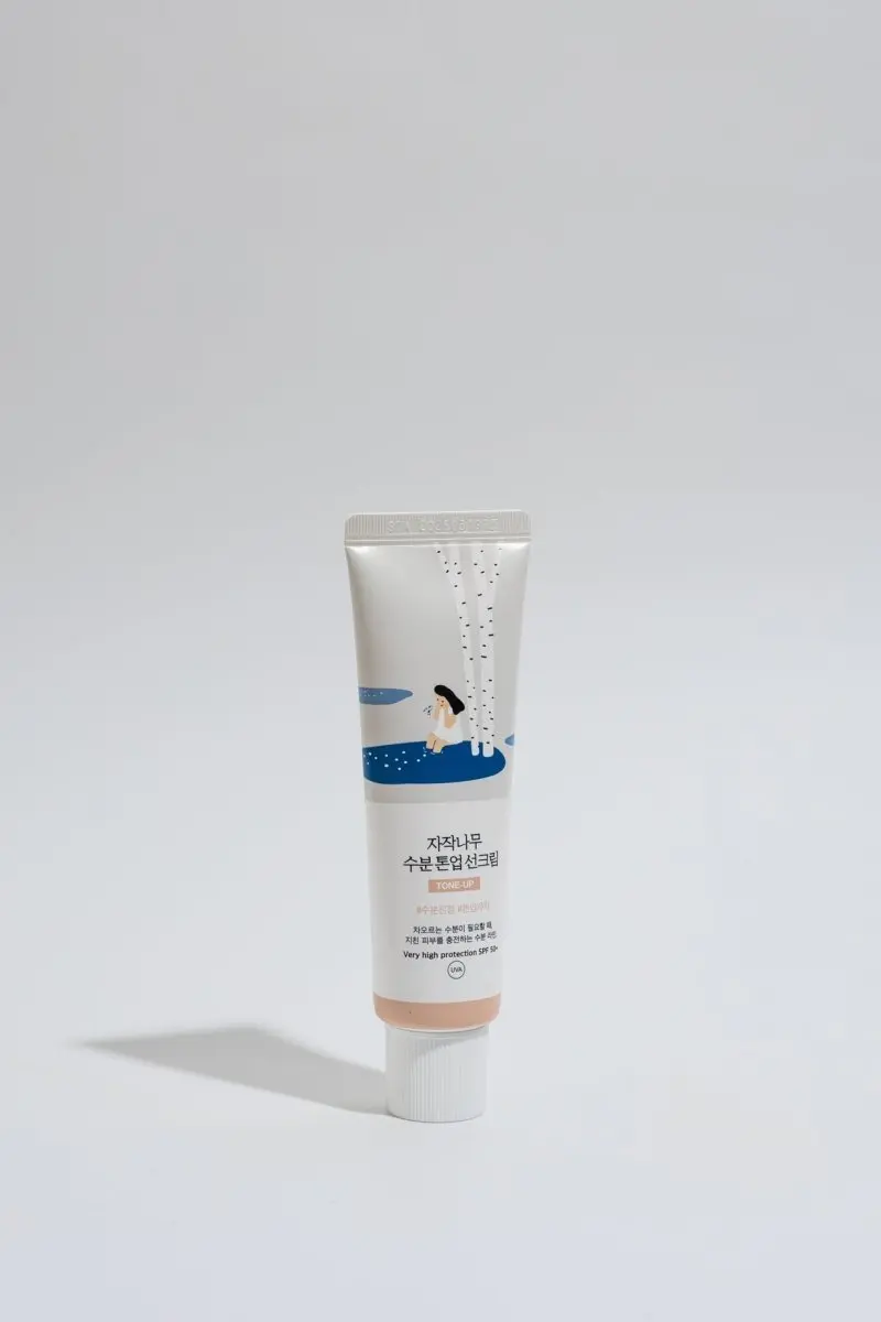 Round Lab Birch Moisture Tone-Up Sunscreen