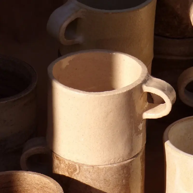 Small Off-White Handle Mug