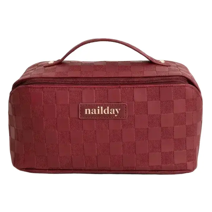 The Essentials Beauty Bag Rouge