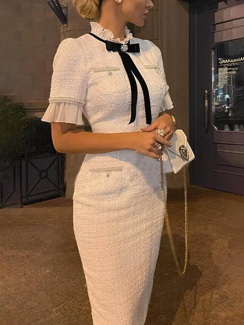 Tweed Midikleid mit Perlen-Details & Schleife | Strukturierter Stoff, feminin tailliert | Elegant für Events & Cocktail | Größen S–XL