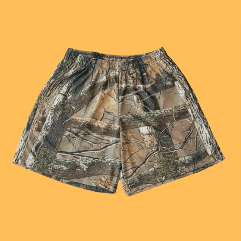Unisex Camo-Shorts mit elastischem Bund | Lockerer Schnitt für Sommer & Freizeit | Natur-Tarnprint | Größen XS–XL